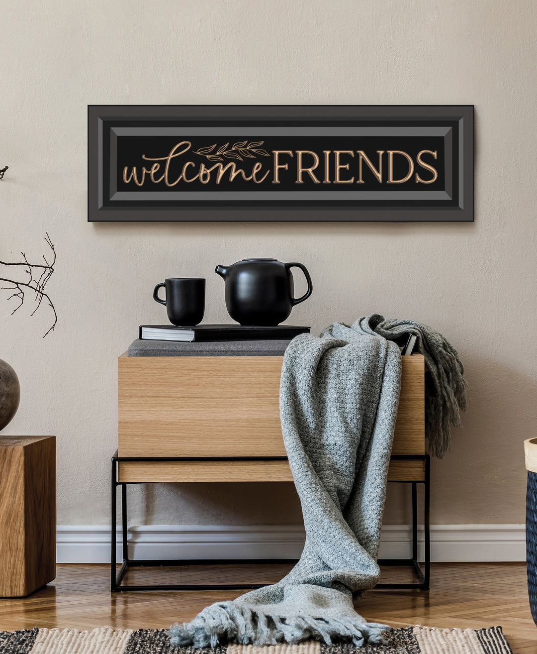Welcome Friends Wall Décor
